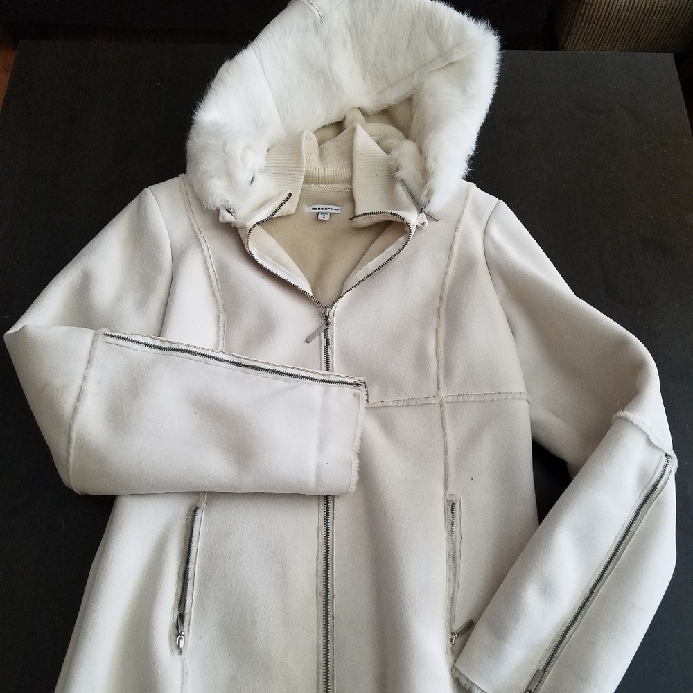 BEBE snow hooded jacker size M